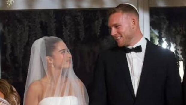 נועה קירל דניאל פרץ