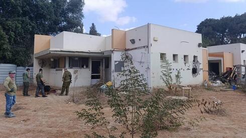 נשק שאותר בגן בקיבוץ בבארי, מקרבות ה-7 באוקטובר