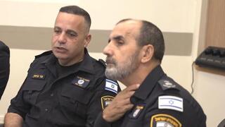 מני בנימין לצד המפכ"ל דני לוי