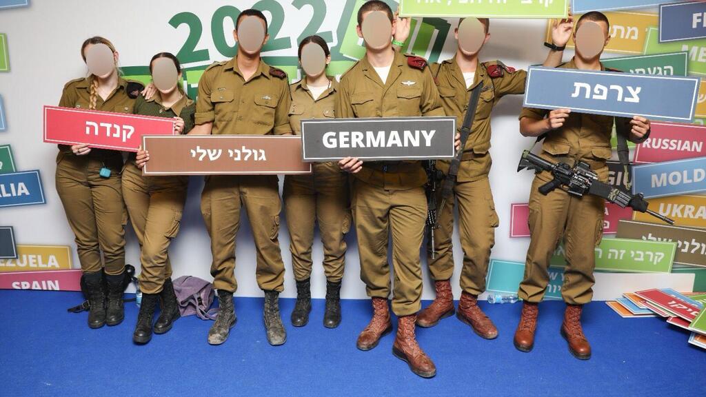 חיילים בודדים 