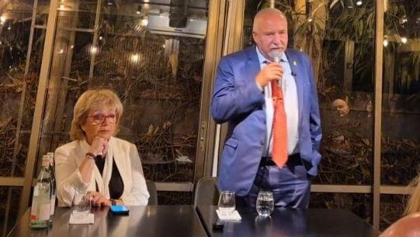 Авигдор Либерман на встрече с русскоязычными журналистами (Фото: "Вести") Авигдор Либерман на встрече с русскоязычными журналистами