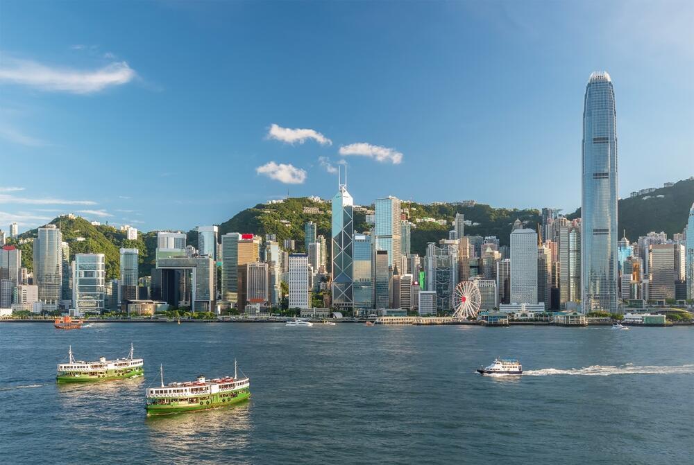 Hong Kong, a wartime alternative destination (Photo: Lee Yiu Tung / Shutterstock) נמל ויקטוריה, הונג קונג