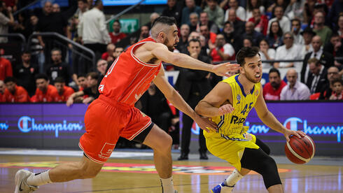 תמיר בלאט מול בר טימור