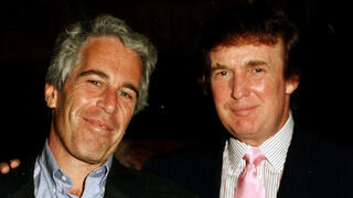 דונלד טראמפ וג'פרי אפשטיין, פברואר 1997