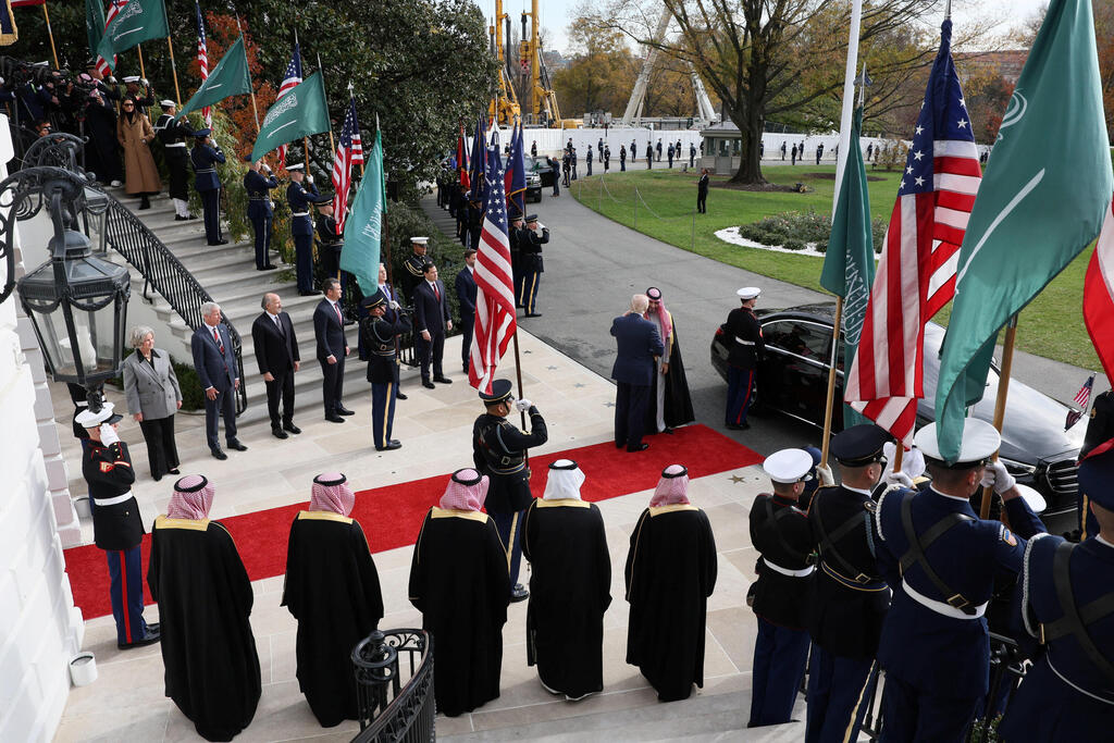 Trump welcomes Saudi Crown Prince to the White House (Photo: REUTERS/Jessica Koscielniak) טראמפ ובן סלמאן