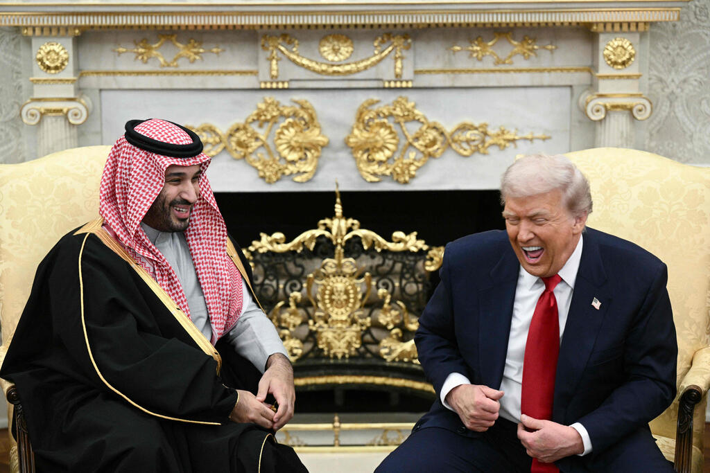 US President Donald Trump and Saudi Crown Prince Mohammed bin Salman (Photo: Brendan SMIALOWSKI / AFP) טראמפ ובן סלמאן