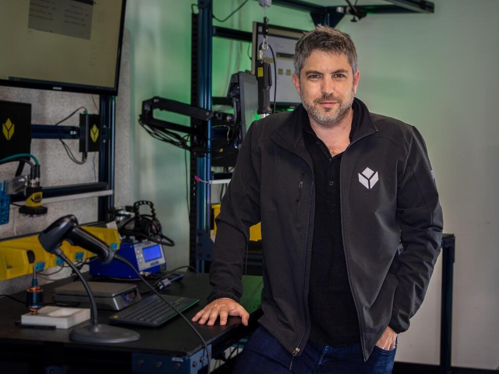 ד"ר נתן לינדר