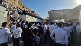 חגיגות בישיבת פוניבז'