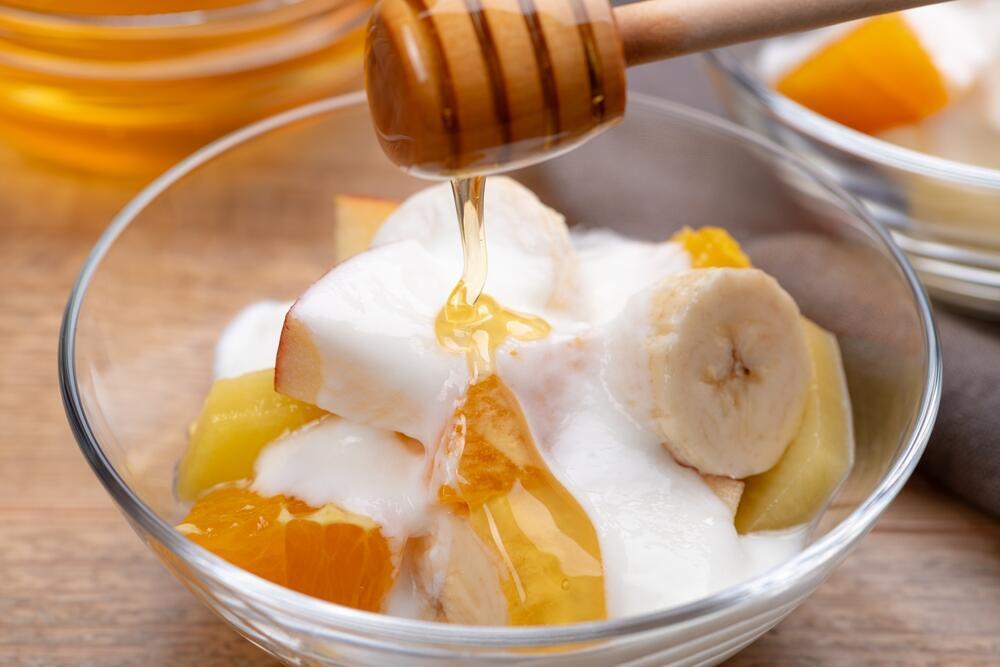 יוגורט עם פירות