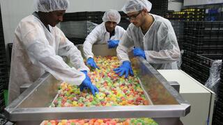 הילד שמכר סברס שווה היום יותר ממיליארד שקל