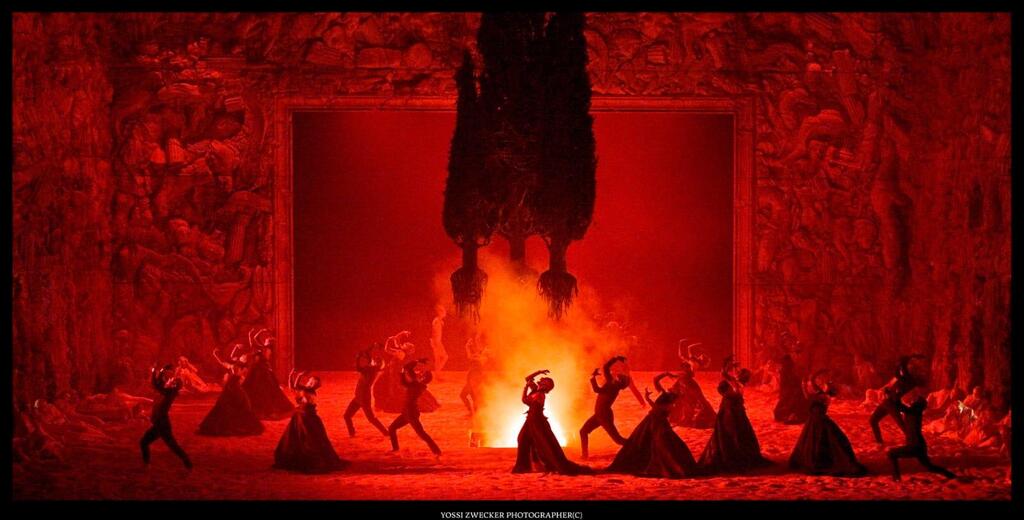 Сцена из оперы "Дидона и Эней" (Фото: Йоси Цвекер ) Сцена из оперы "Дидона и Эней"