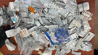 תרופות מסוכנות שנמצאו אצל בכיר לשעבר במנהל האזרחי שחשוד בסחר בהן