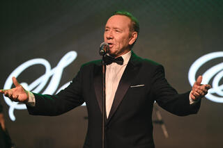 קווין ספייסי חושף: "אני הומלס"