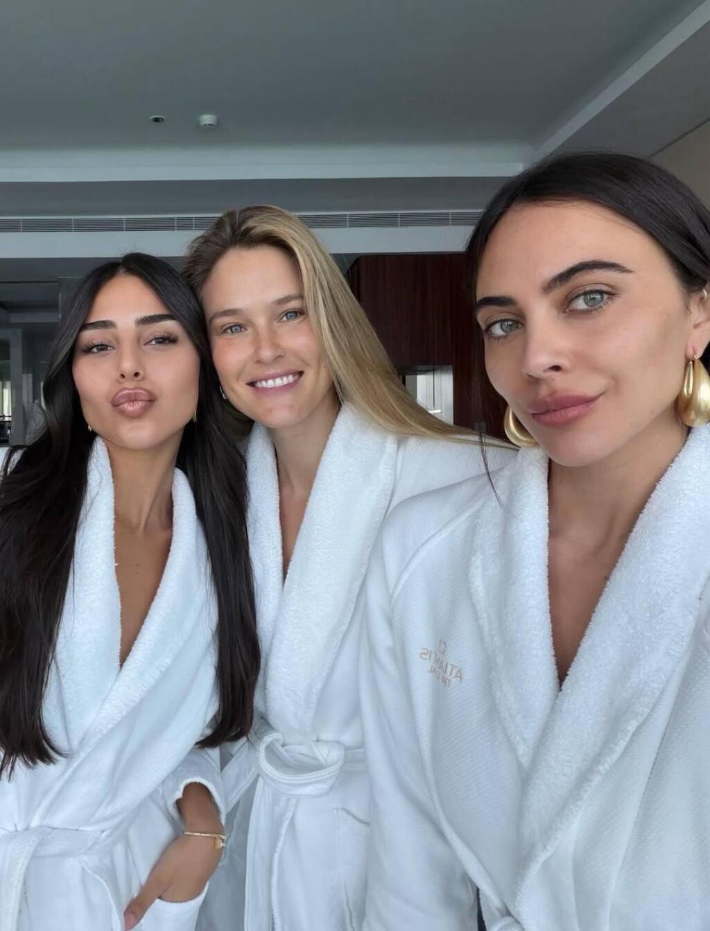 באו להרים. עם בר רפאלי (צילום מסך) יעל נזרי יום הולדת