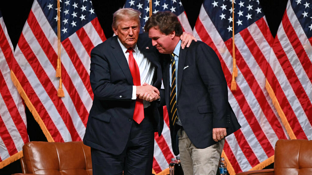 טאקר קרלסון ודונלד טראמפ