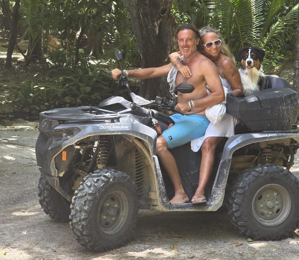 Ронит с мужем Саги (Фото: частный альбом) עם בעלה שגיא