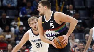 ניקולה יוקיץ' בפעולה