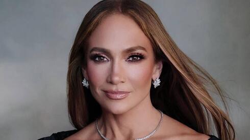 ג'ניפר לופז בקמפיין למותג תכשיטים טורקי