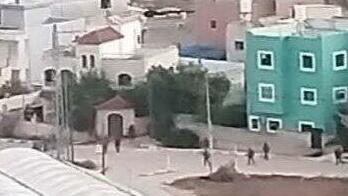 כוחות צה"ל חוסמים את הכניסה לכפר עקבא