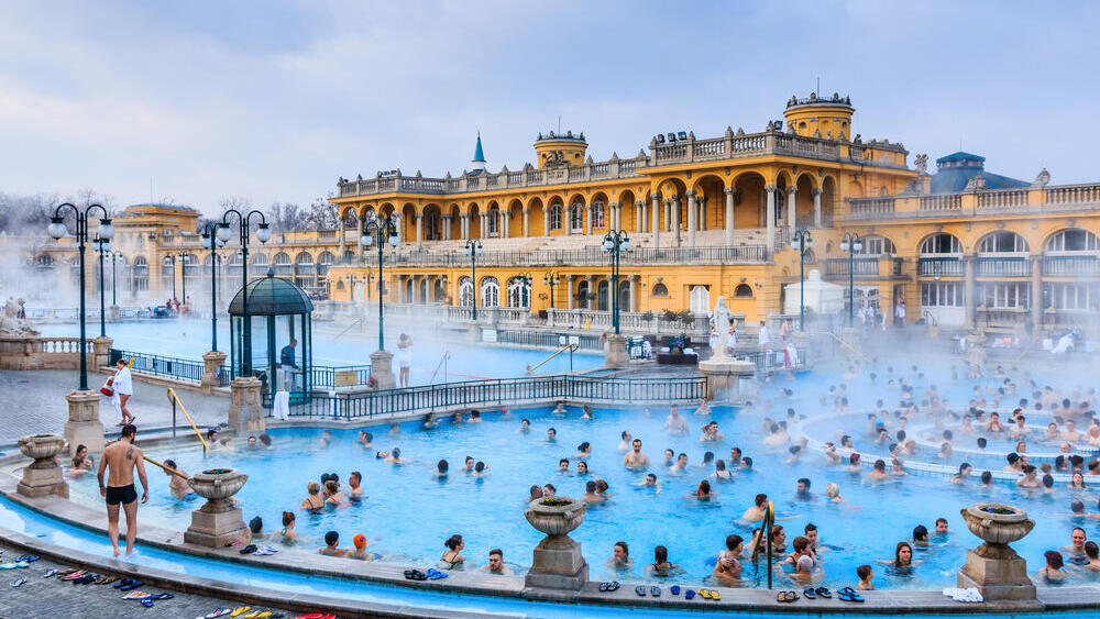 Budapest (Photo: Izabela23 / Shuterstock) מרחצאות סצ'ניי המפורסמים בבירה ההונגרית