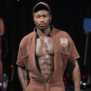 תצוגת אופנה של I Wool Survive