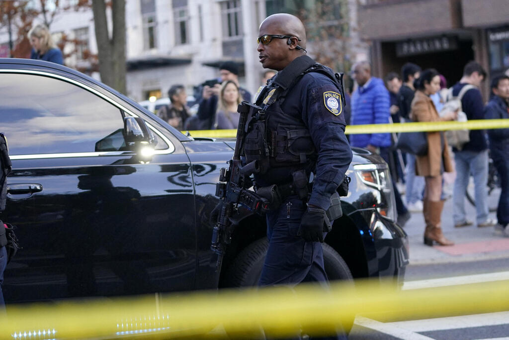 ארה"ב וושינגטון הבירה ירי ב חיילים של המשמר הלאומי