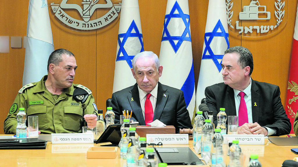 שר הביטחון ישראל כ"ץ, ראש הממשלה בנימין נתניהו והרמטכ"ל רא"ל אייל זמיר