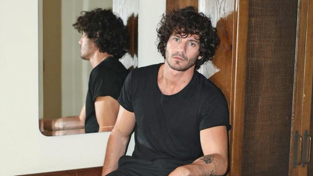 ד"ר איתמר כהן. "הקינק מאפשר לנו להיות במגע עם רגשות עמוקים, לא דרך דיבור או ניתוח אלא דרך חוויה גופנית"