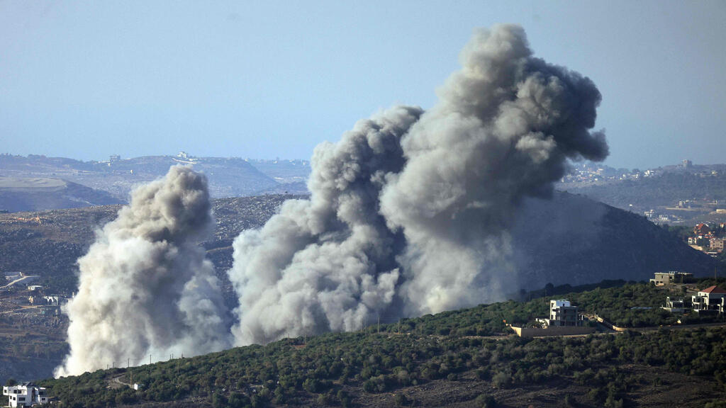 Israeli strike in Lebanon (Photo: Rabih Daher/ AFP) תקיפות צה"ל בדרום לבנון