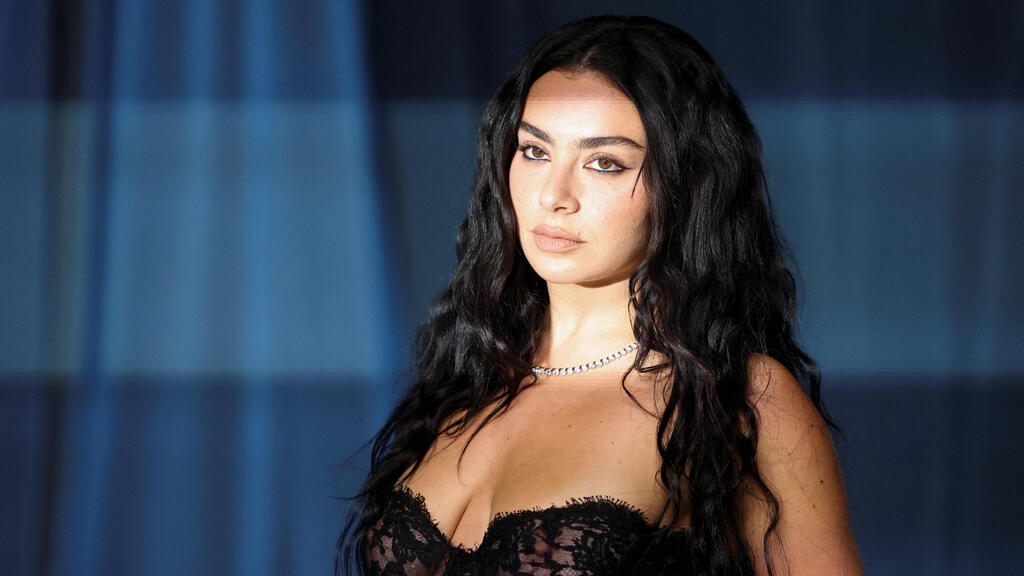 צ'ארלי XCX בגאלה של מוזיאון האקדמיה לקולנוע, 2025