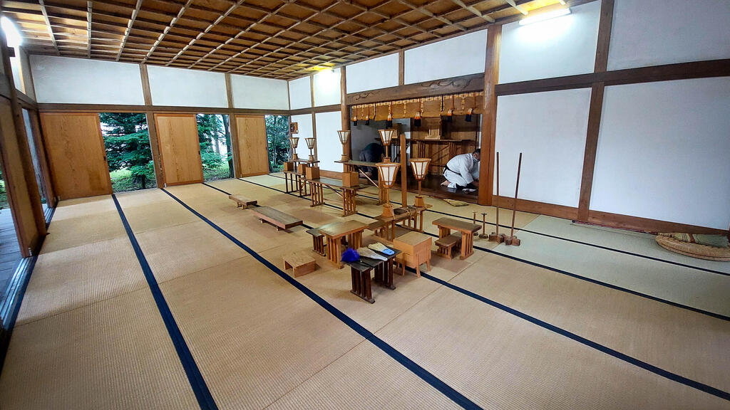 ניקוי מקדים ויסודי של המקדש, לקראת אירוע תפילה 