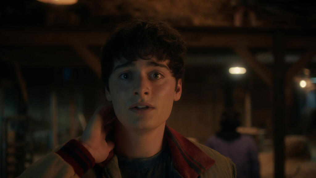 מתוך "דברים מוזרים " 5 חלק א'