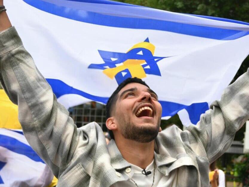  שורד השבי יוסף חיים אוחנה חוזר לביתו 