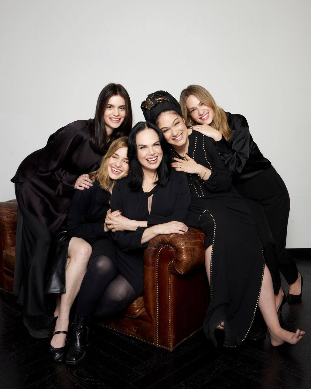 Solomovitz, Matatia, Zingboim, Ganz and Gross (Photo: Shahar Arviv) ספיר סולומוביץ, הודיה מתתיה, חוה זינגבוים, אמונה גנץ ובת אל גרוס