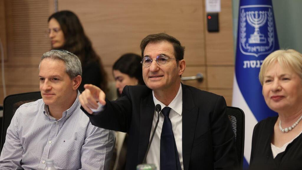 Председатель комиссии по иностранным делам и обороне Боаз Бисмут (Фото: Алекс Коломойский ) ועדת החוץ והביטחון