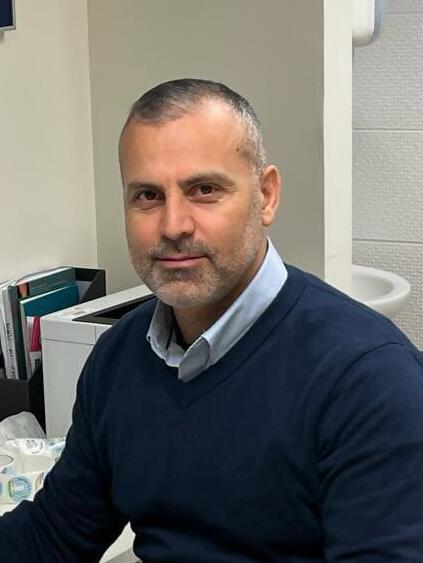 ד"ר מוחמד סח, מומחה לרפואת עור, מכבי שירותי בריאות