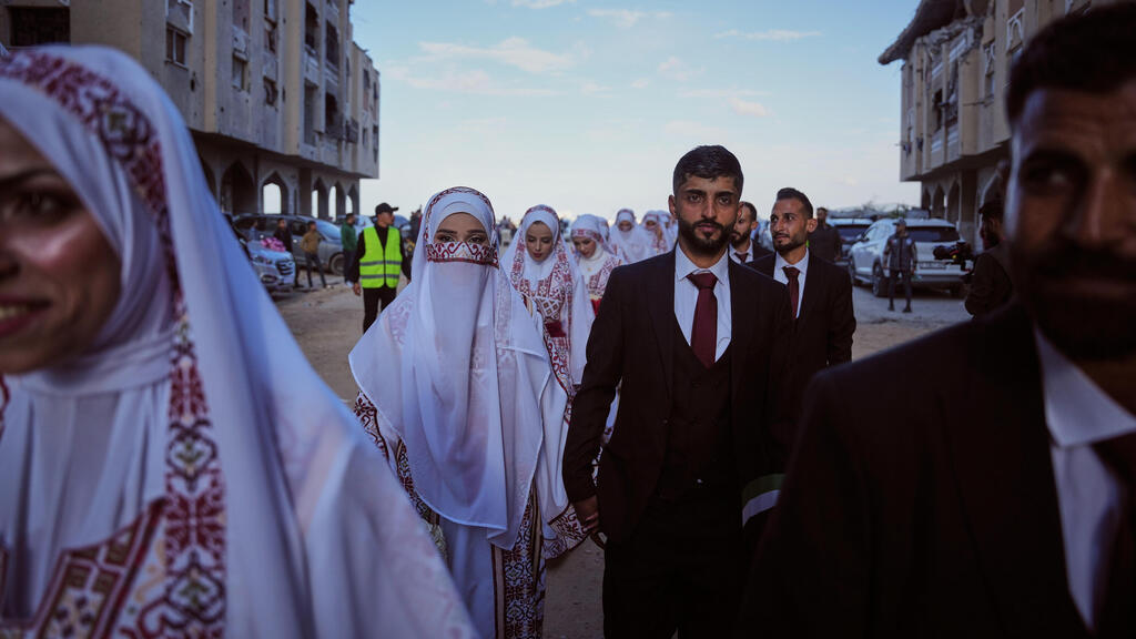 חתונה המונית בחאן יונס