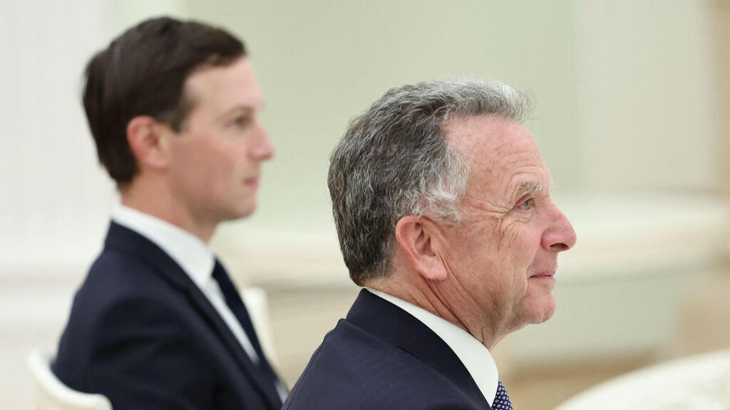 נשיא רוסיה פוטין נפגש עם שליחי ניא ארה"ב טראמפ וויטקוף ו קושנר בקרמלין למו"מ על סיום המלחמה ב אוקראינה