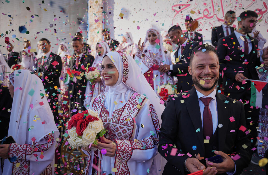 חתונה המונית בחאן יונס