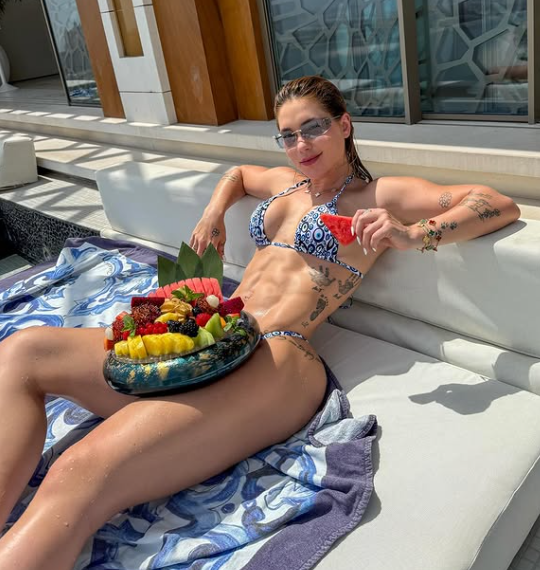 נשות הכדורגלנים וירג'יניה פונסקה (ויניסיוס ג'וניור)