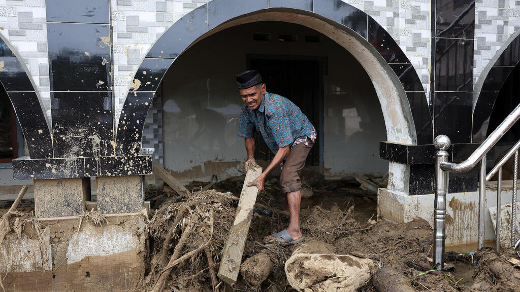 שיטפונות אסיה אינדונזיה סומטרה