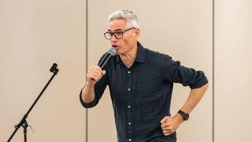 יואל צ׳זנוף, סטנדאפיסט