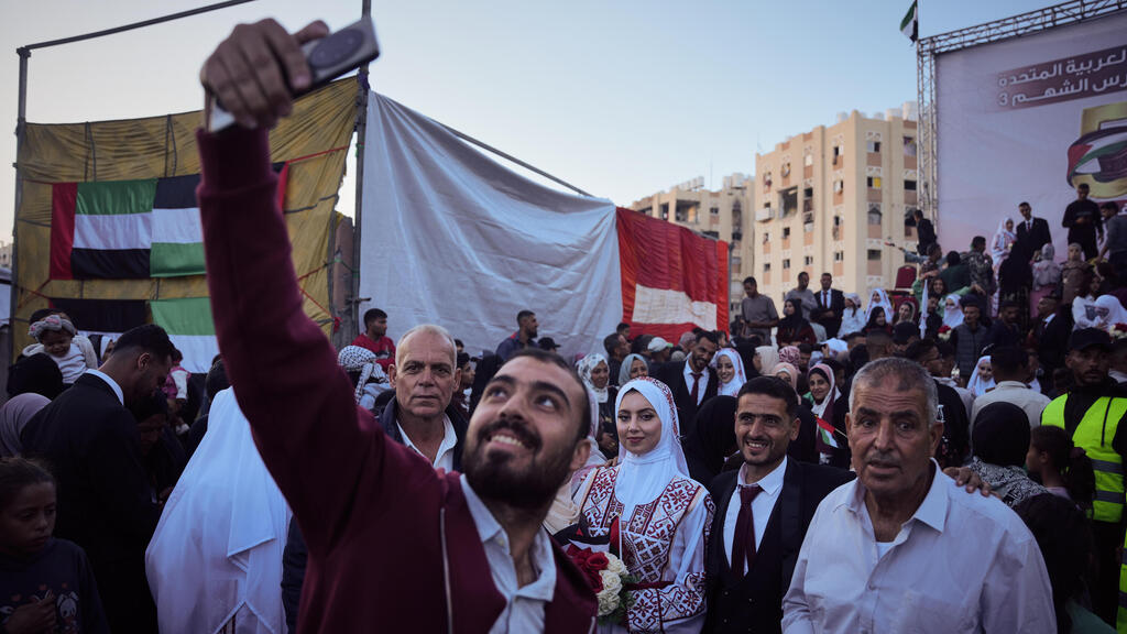 חתונה המונית בחאן יונס