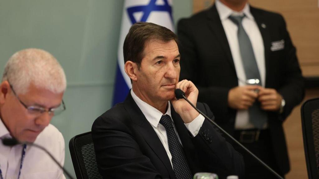Committee Chairman Boaz Bismuth (Photo: Alex Kolomoisky) בועז ביסמוט, יו"ר ועדת החוץ והביטחון בדיון על חוק הגיוס