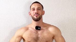 מת באתגר השמנה קיצוני שכלל פיצות, המבורגר ומיונז