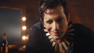 רן דנקר מתוך "קברט". רפרטואר הקאמרי 2026