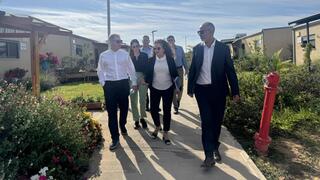 ביקורם של סגן שר פיתוח הקהילות והטריטוריות האוקראיני ונציג שגרירות אוקראינה בישראל בקיבוץ בארי
