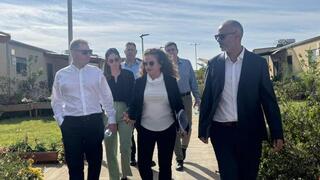 ביקורם של סגן שר פיתוח הקהילות והטריטוריות האוקראיני ונציג שגרירות אוקראינה בישראל בקיבוץ בארי