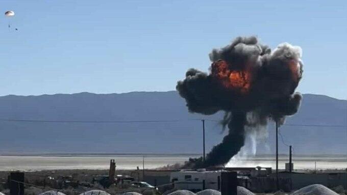 תיעוד התרסקות מטוס F-16 ב קליפורניה ארה"ב