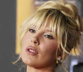 מילי בובי בראון בפרמיירה לסרט "שלב החשמל" בלוס אנג'לס, 2025